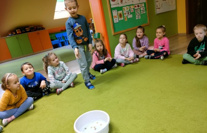 Andrzejkowe zabawy w przedszkolu