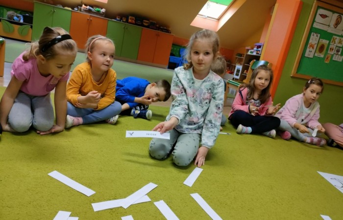 Andrzejkowe zabawy w przedszkolu
