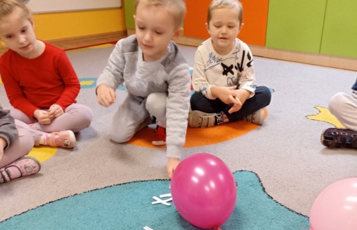 Andrzejkowe zabawy w przedszkolu