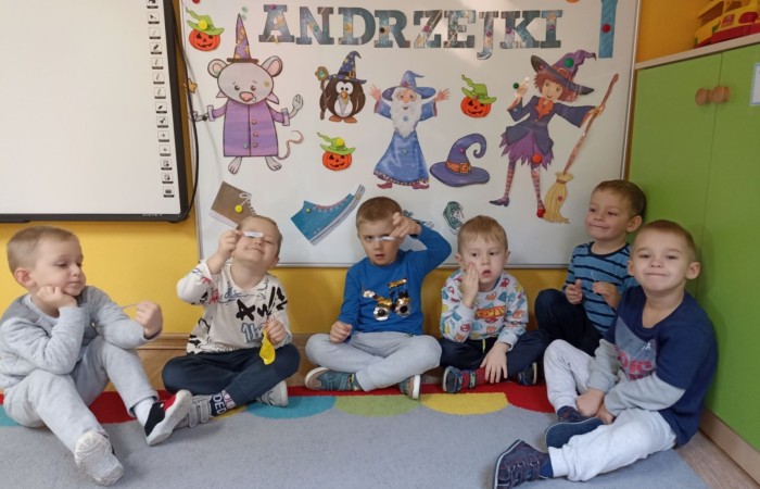 Andrzejkowe zabawy w przedszkolu