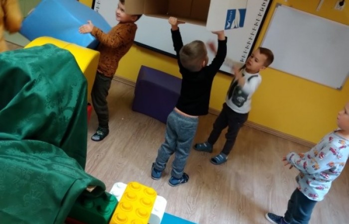 Projekt ARCHI - PRZYGODY - SCHRONIENIE