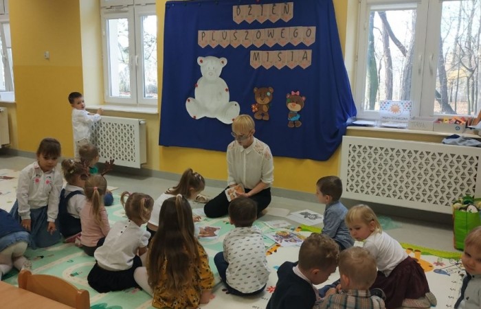 Dzień Pluszowego Misia/Pasowanie na Przedszkolaka - grupa „Słoneczka”
