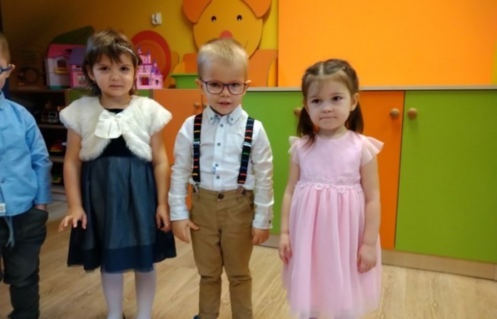 Dzień Babci i Dziadzia - grupa „Smerfy”