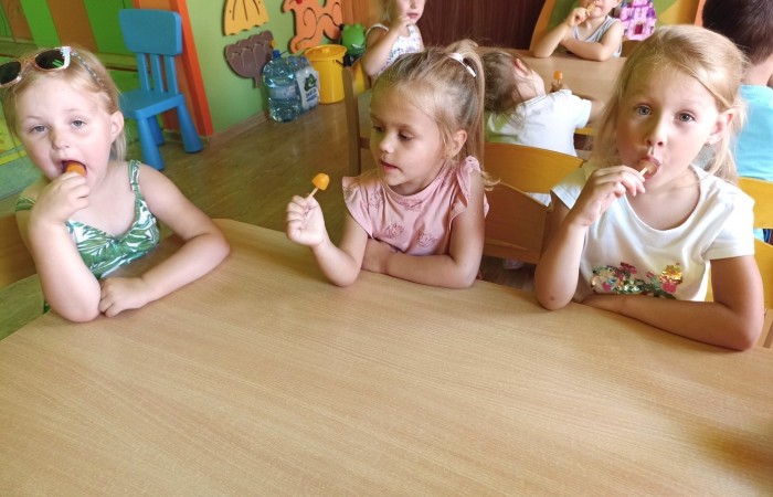 „Wakacyjna Kuchnia” w grupie Smerfy