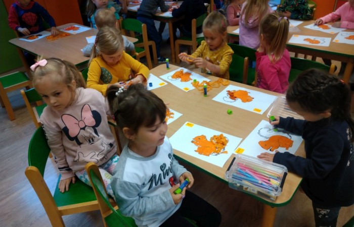 Jesienny las, jego roślinność i mieszkańcy