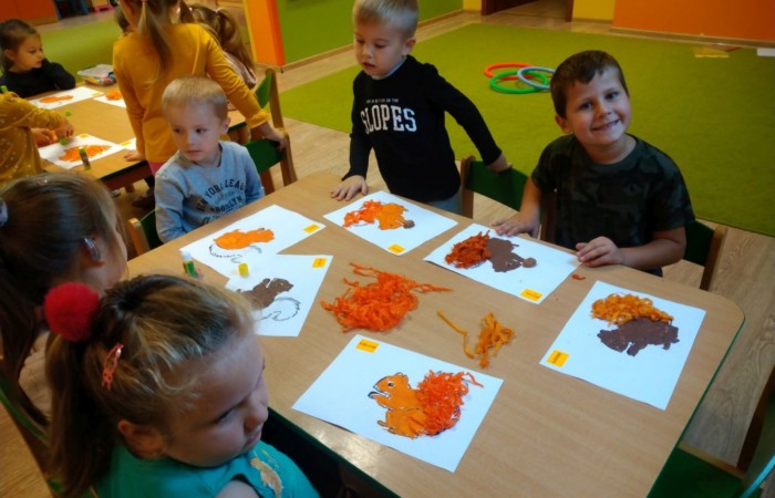 Jesienny las, jego roślinność i mieszkańcy