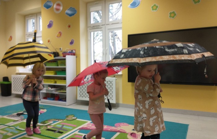Jesień bywa piękna, słoneczna, czasem szara, smutna i deszczowa