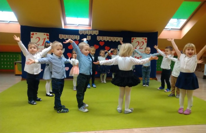 Dzień  Babci i Dziadka - Słoneczka