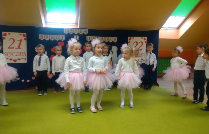 Dzień  Babci i Dziadka - Smerfy