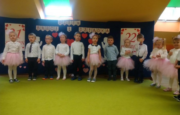 Dzień  Babci i Dziadka - Smerfy