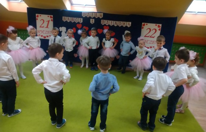 Dzień  Babci i Dziadka - Smerfy