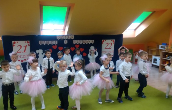 Dzień  Babci i Dziadka - Smerfy