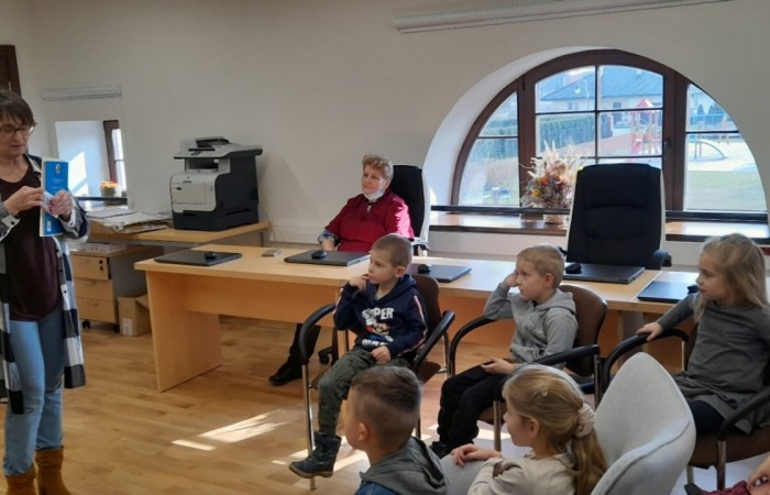 Z wizytą w Gminnej Bibliotece w Świlczy z/s w Trzcianie