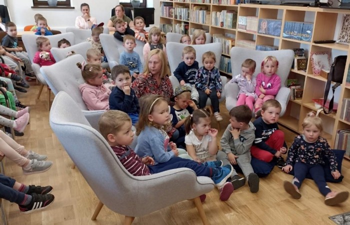Tydzień bibliotek - grupa Smerfy