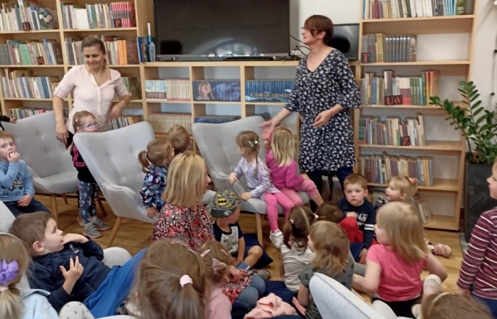 Tydzień bibliotek - grupa Smerfy