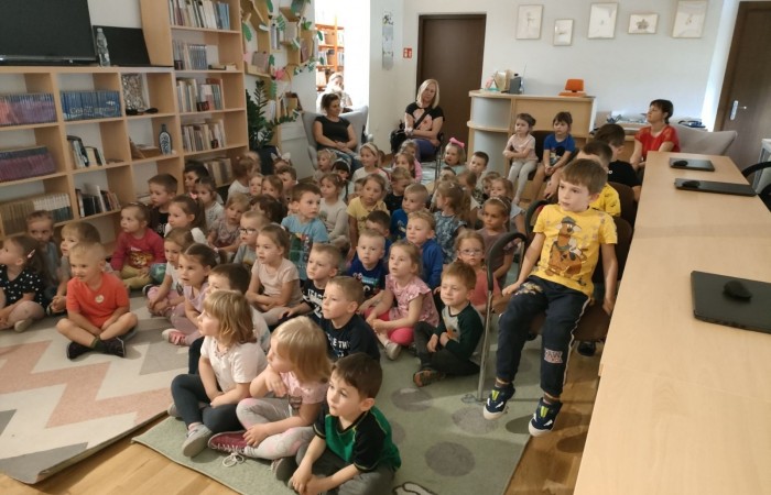 Spektakl „Czerwony Kapturek”