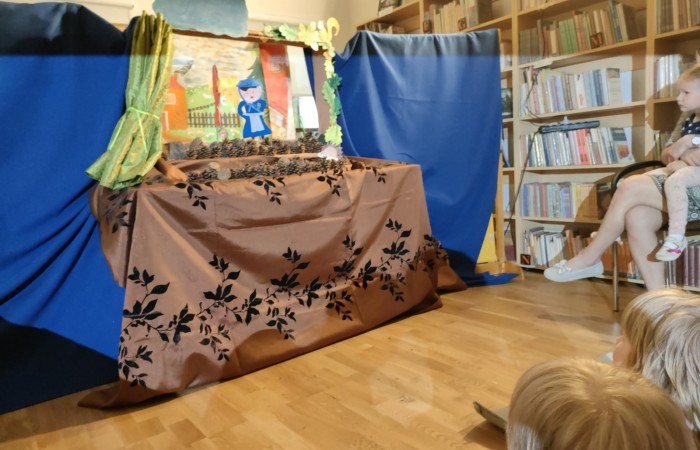 Spektakl „Czerwony Kapturek”