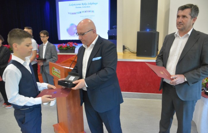 Zakończenia roku szkolnego 2021/21 - roku w cieniu pandemii i wojny w Ukrainie