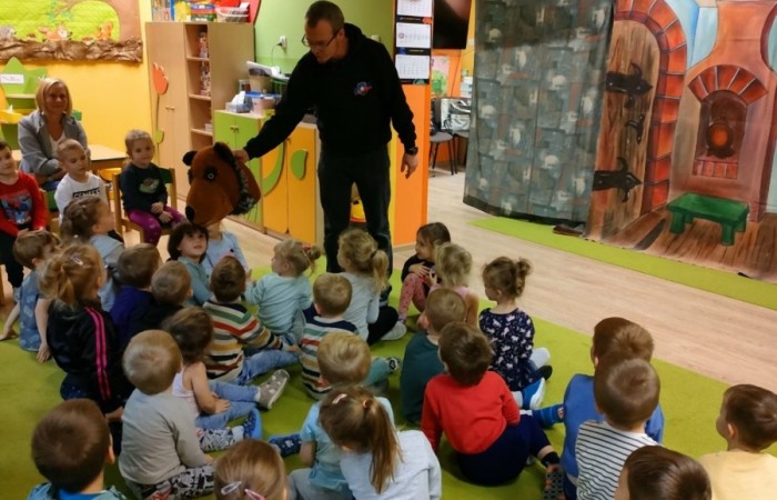 Spektakl Teatralny „Czerwony Kapturek”