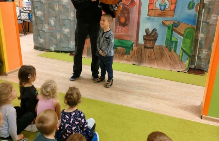Spektakl Teatralny „Czerwony Kapturek”