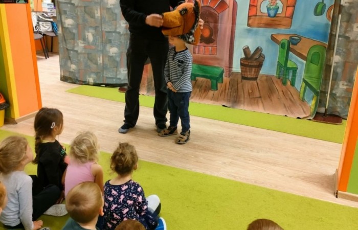 Spektakl Teatralny „Czerwony Kapturek”