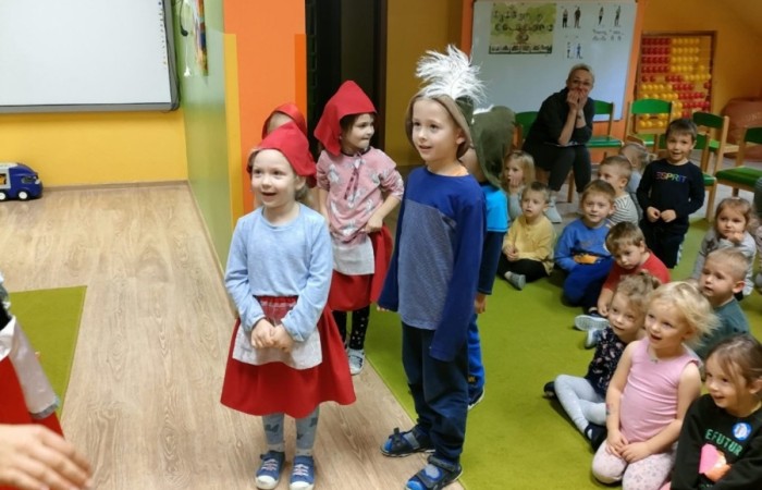 Spektakl Teatralny „Czerwony Kapturek”