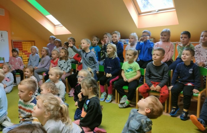 Spektakl Teatralny „Czerwony Kapturek”