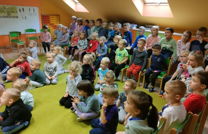 Spektakl Teatralny „Czerwony Kapturek”