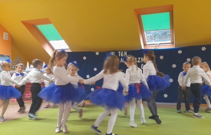 Uroczyste wręczenie nagród laureatom Gminnego Konkursu Plastyczno-Technicznego