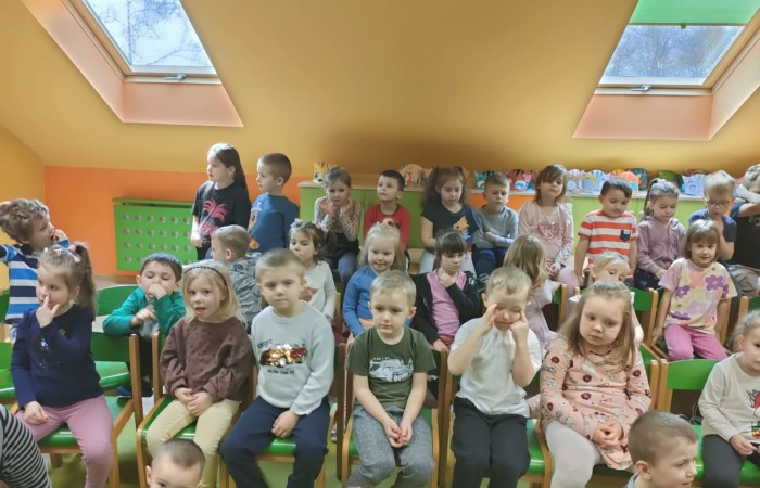 Spektakl „Trzy Małe Świnki”