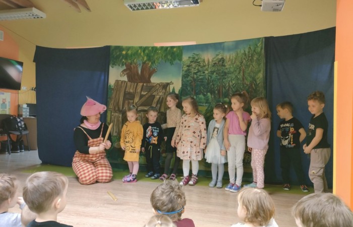 Spektakl „Trzy Małe Świnki”