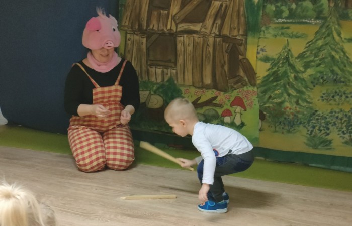 Spektakl „Trzy Małe Świnki”