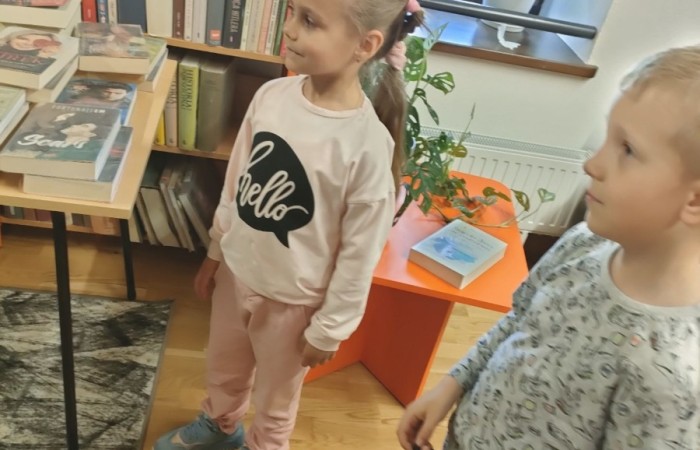 Przedszkolaki z wizytą w bibliotece