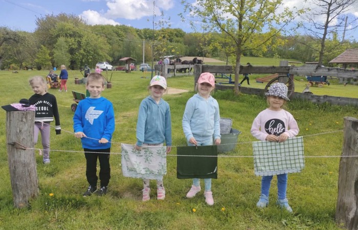 Wycieczka do „Zagrody Szmer” - grupa Tygrysy