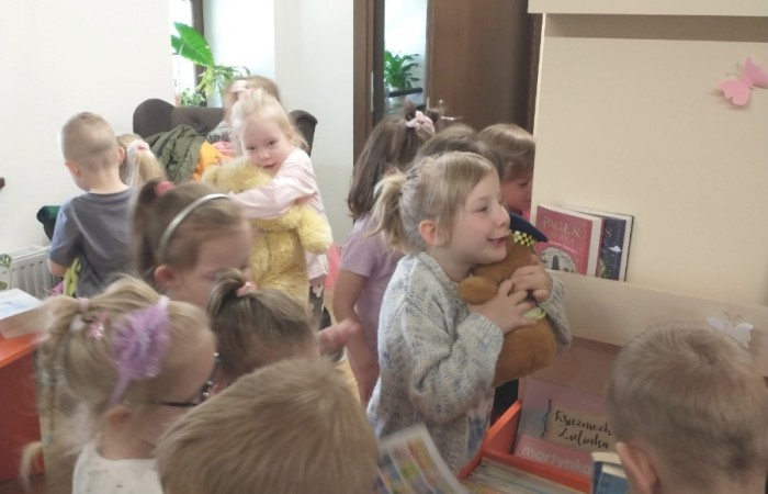 Przedszkolaki z wizytą w bibliotece