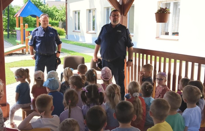 Wizyta funkcjonariuszy Straży Gminnej