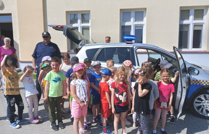 Wizyta funkcjonariuszy Straży Gminnej