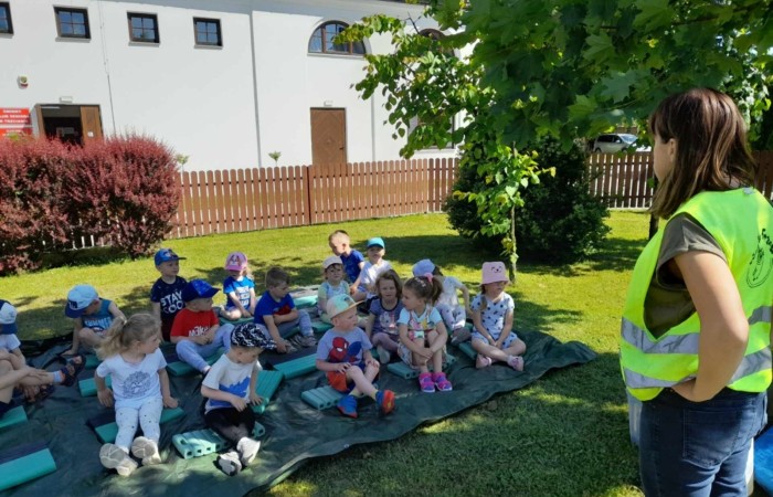 Zajęcia naukowo-przyrodnicze - grupa Słoneczka
