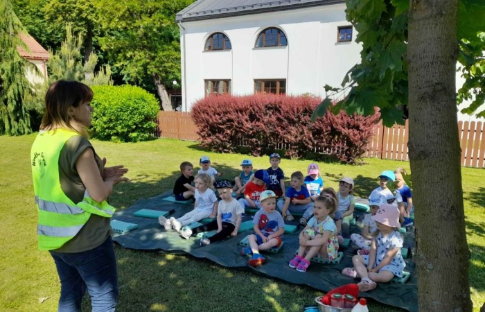 Zajęcia naukowo-przyrodnicze - grupa Słoneczka