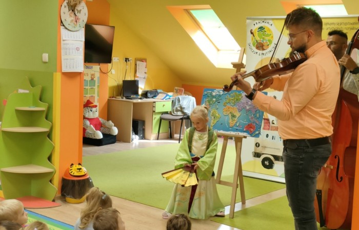 „Pracowania Jaszczur &Przyjaciele”- audycja muzyczna