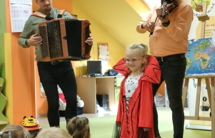 „Pracowania Jaszczur &Przyjaciele”- audycja muzyczna