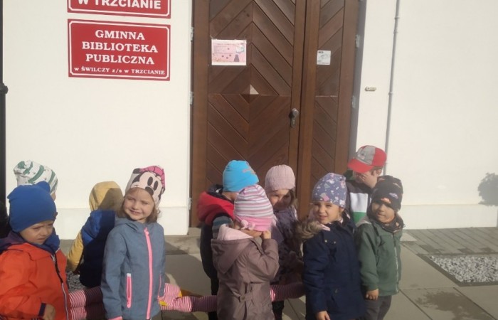 Wyjście do Gminnej Biblioteki Publicznej w Świlczy z siedzibą w Trzcianie