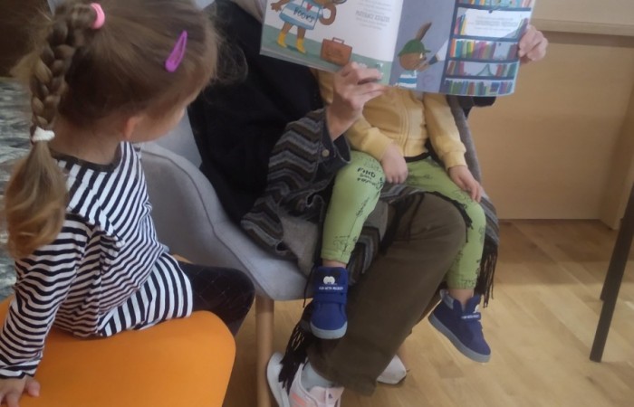Wyjście do Gminnej Biblioteki Publicznej w Świlczy z siedzibą w Trzcianie