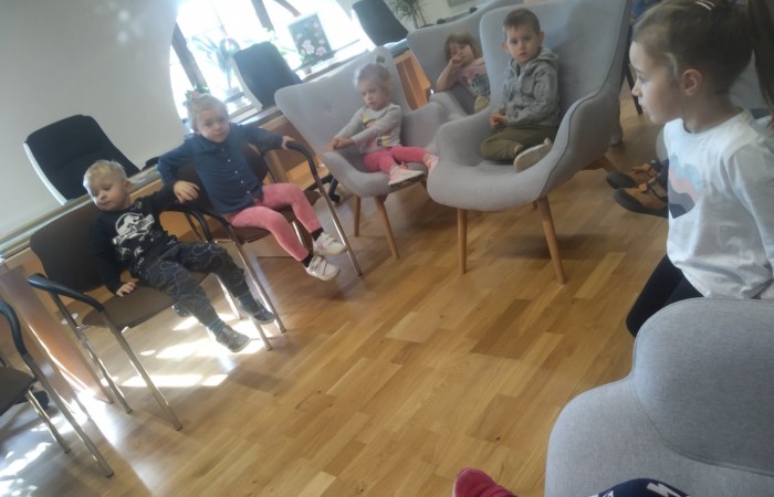 Wyjście do Gminnej Biblioteki Publicznej w Świlczy z siedzibą w Trzcianie