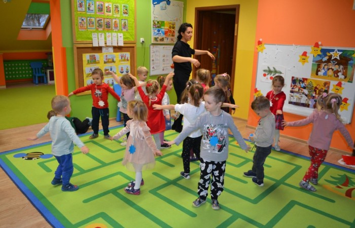 Świąteczne zajęcia otwarte w grupie „Słoneczka”