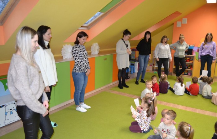 Świąteczne zajęcia otwarte w grupie „Słoneczka”