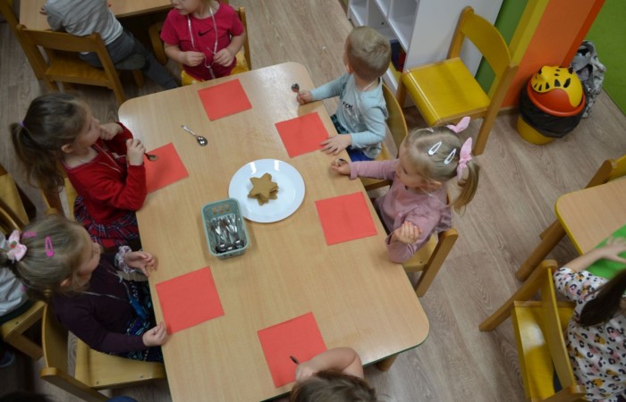 Świąteczne zajęcia otwarte w grupie „Słoneczka”