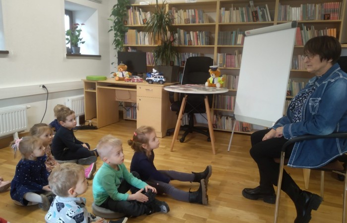 Spotkanie w bibliotece