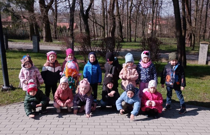 Pierwszy Dzień Wiosny w grupie Smerfy