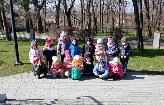 Pierwszy Dzień Wiosny w grupie Smerfy